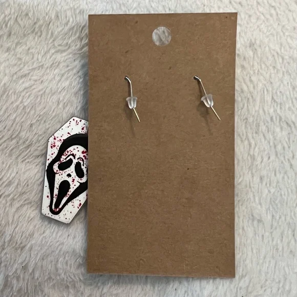 Scream ghost face horror coffin earrings - Picture 3 of 3